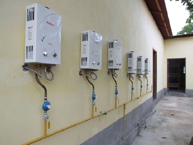 Foto 1 - Instalao de aquecedor e boilers em terespolis